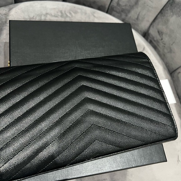 Yves Saint Laurent Cassandre envelope flap crossbody bag - Picture 11 of 15